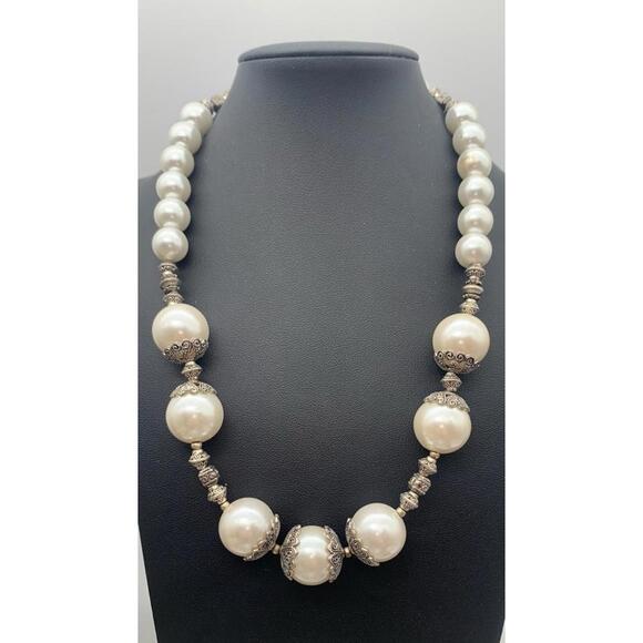 Jewelry - Chunky faux Pearl Necklace Silver Tone Filigree Caps And Ornate Accent Beads
